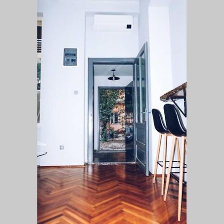 ☆Modern High Ceiling Apartment - Heart Of The City Oradea Exteriér fotografie